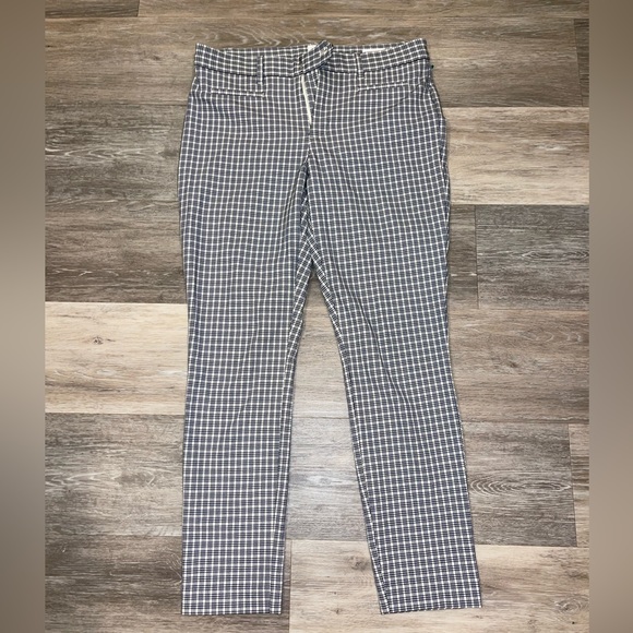 GAP Denim - Womens GAP Business Pants Size 6 Black & White Box Design Like New Work Squares